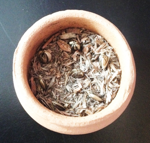 Mistura sagrada adicionada com semente de girassol, fartura e saúde em sua casa.