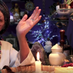 Mãe Makena reza Pai Nosso Espírita